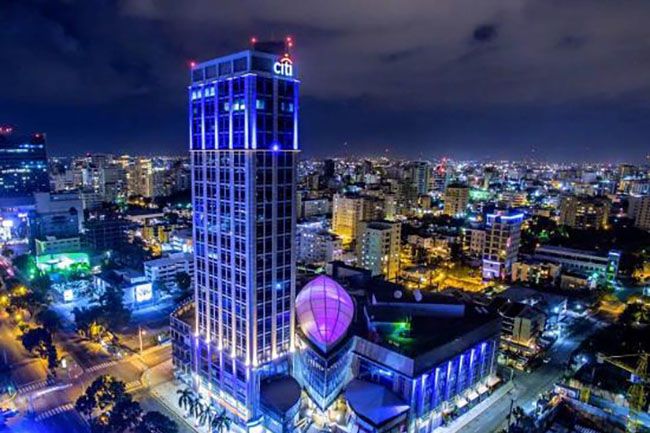 Acrópolis Center, Centro Comercial en República Dominicana